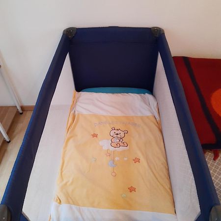 Agreable Maison Avec Cour A 10Min De Liege Herstal Buitenkant foto