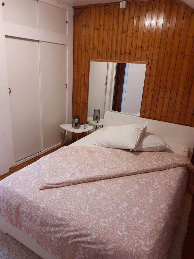 Agreable Maison Avec Cour A 10Min De Liege Herstal Buitenkant foto